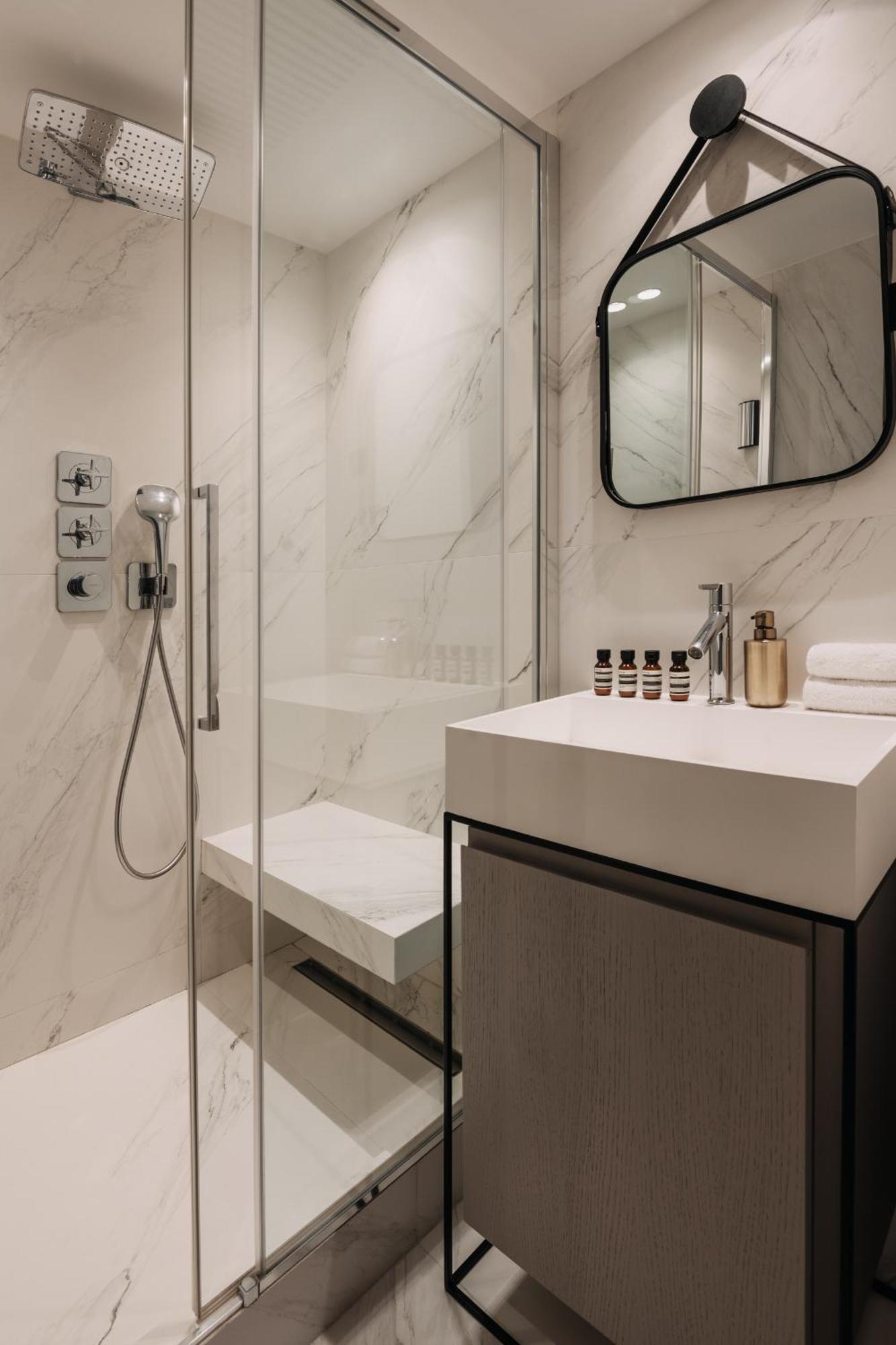 HIGHSTAY - Pont-Neuf - Serviced Apartments Paris Exterior foto